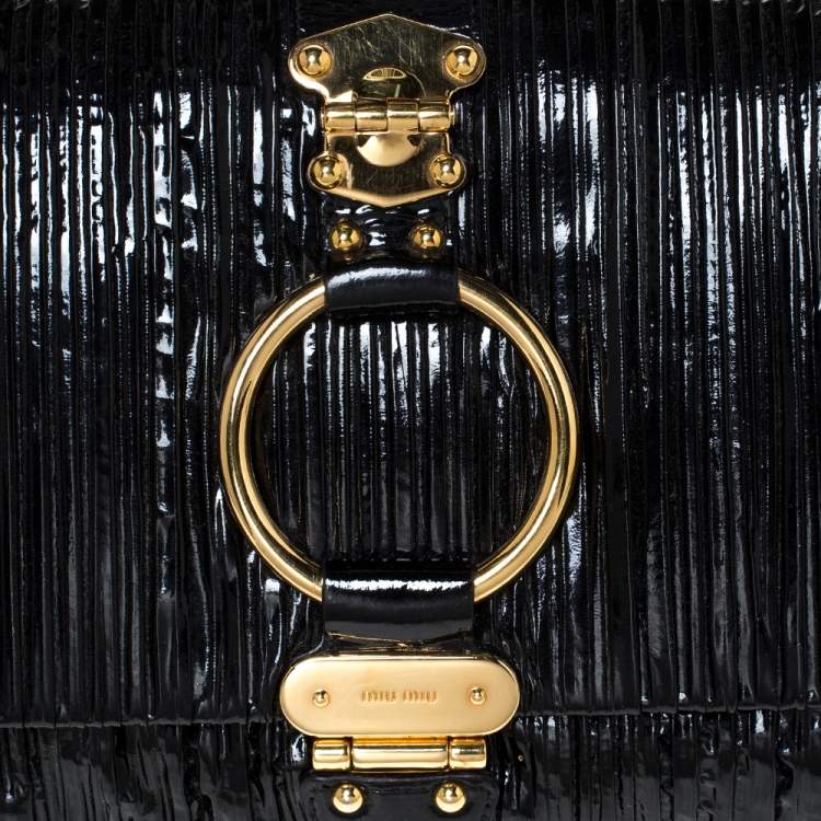 Pre Owned Miu Miu Black Pleated Patent Leather Ring Flap Clutch