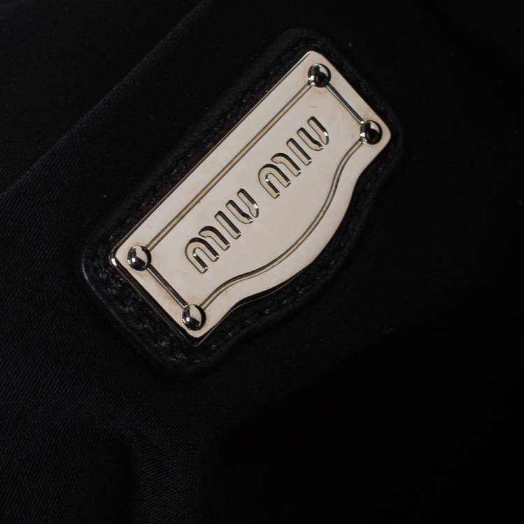 Pre Owned Miu Miu Black Matelasse Leather Turnlock Flap Hobo