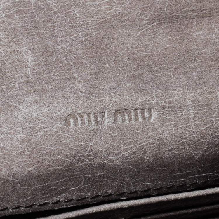 Pre Owned Miu Miu Grey Matelassé Leather Flap Continental Wallet