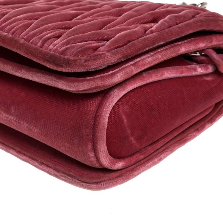 Pre Owned Miu Miu Pink Matelassé Velvet Small Club Shoulder Bag