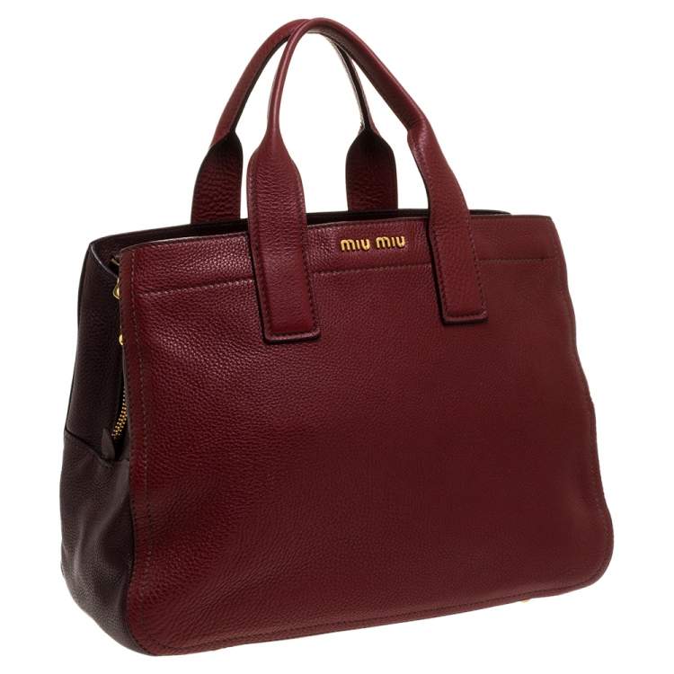 Pre Owned Miu Miu Red/Maroon Vitello Caribu Leather Zipped Tote