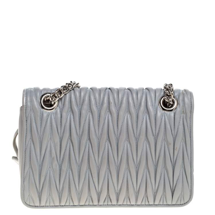 Pre Owned Miu Miu Grey Matelasse Leather Medium Club Shoulder Bag
