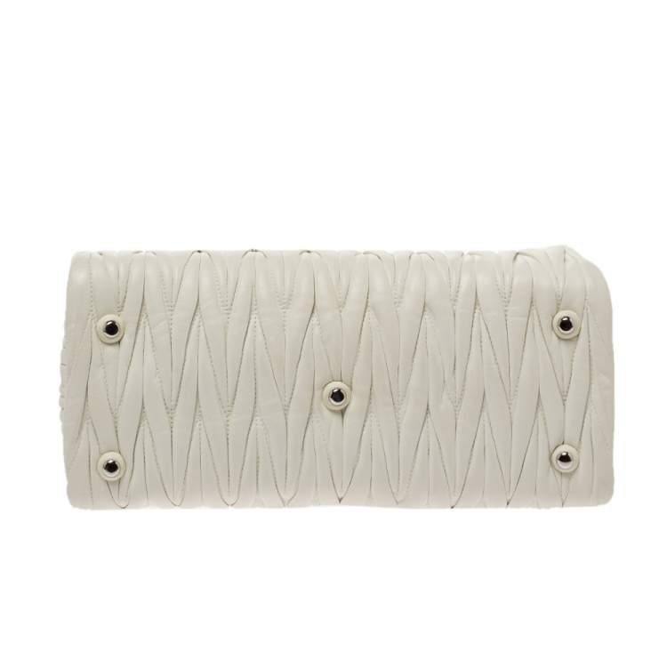 Pre Owned Miu Miu White Matelassé Leather Flap Top Handle Bag