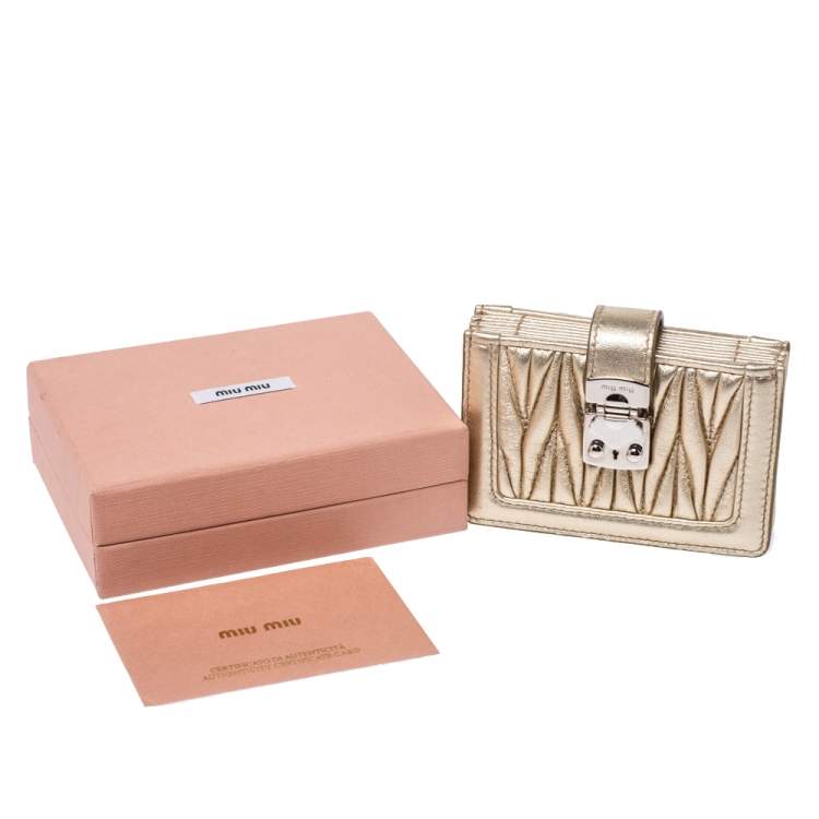 Pre Owned Miu Miu Metallic Gold Matelasse Leather Card Holder