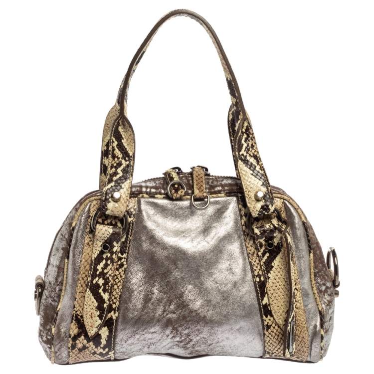 Authentic Miu Miu Vitello Lux Bow Leather Hand Bag in Cream with