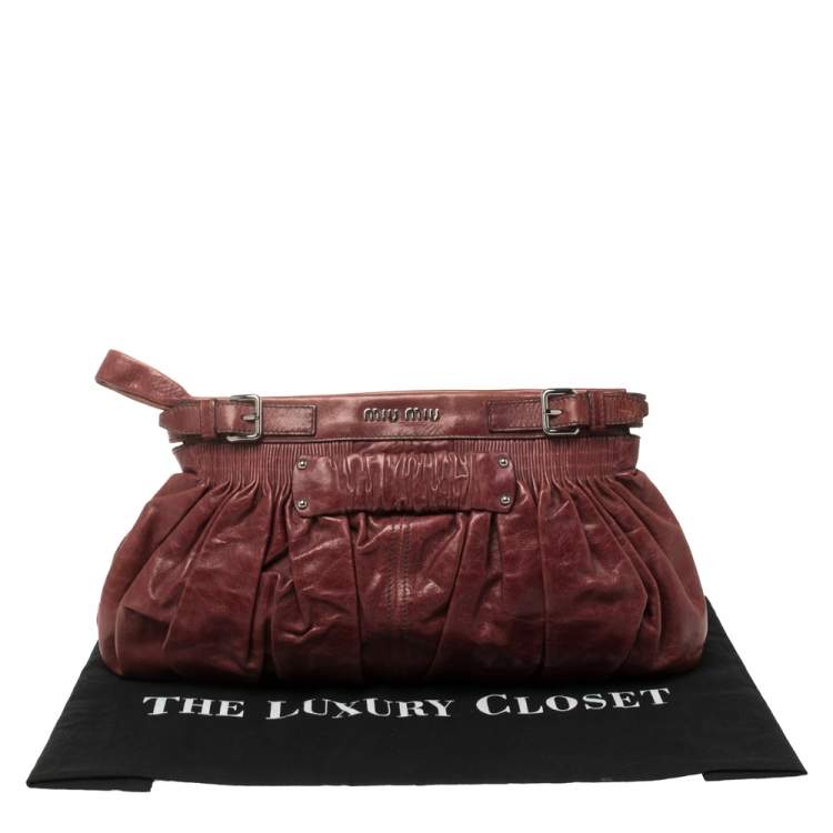 Pre Owned Miu Miu Burgundy Matelasse Leather Clutch