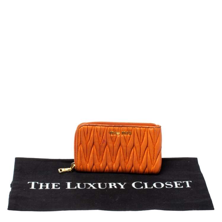 Pre Owned Miu Miu Orange Matelassé Leather Zip Pouch