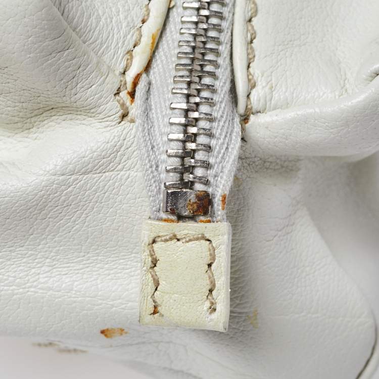 Pre Owned Miu Miu Off White Leather Zip Pouch