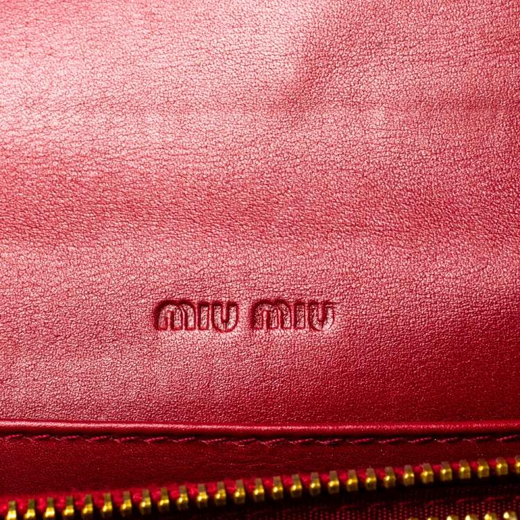 Pre Owned Miu Miu Red Crocodile Effect Patent Leather Flap Continental Wallet