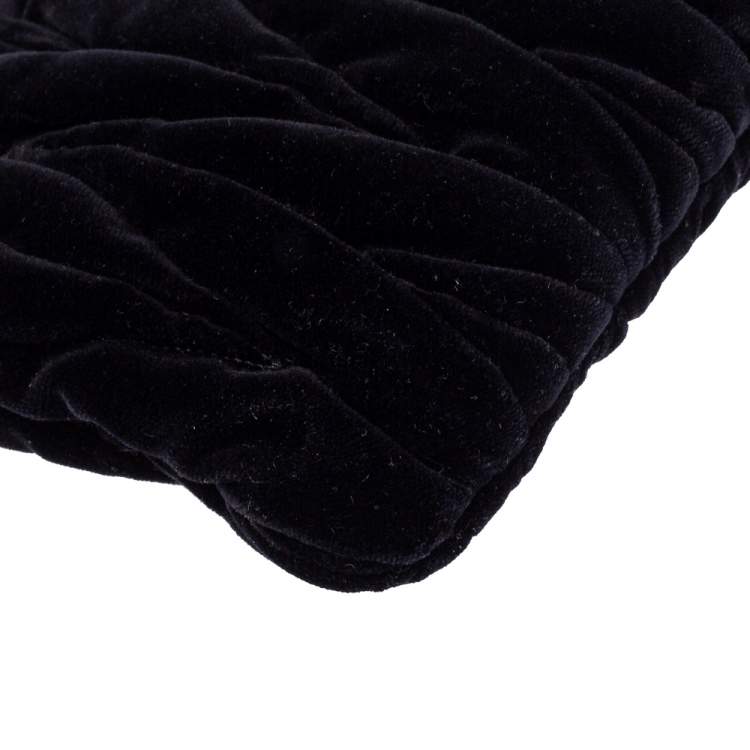 Pre Owned Miu Miu Black Velvet Matelasse Chain Clutch 