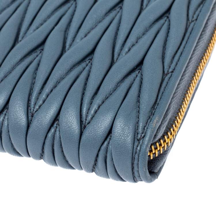 Pre Owned Miu Miu Blue Matelasse Leather Zip-Around Wallet