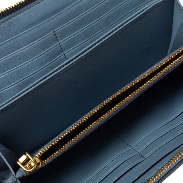 Pre Owned Miu Miu Blue Matelasse Leather Zip-Around Wallet