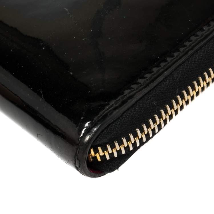 Pre Owned Miu Miu Black Patent Leather Bow Zip Around Wallet