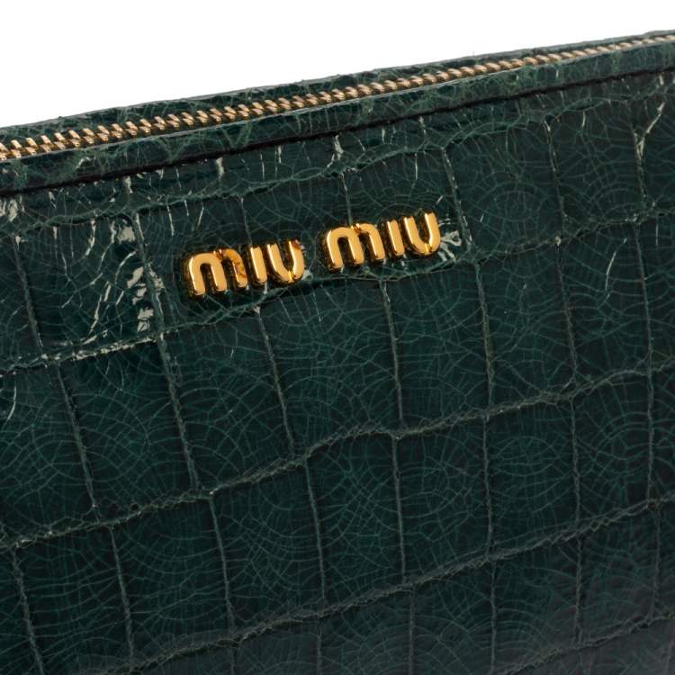 Pre Owned Miu Miu Green Croc Embossed Leather Wristlet Clutch