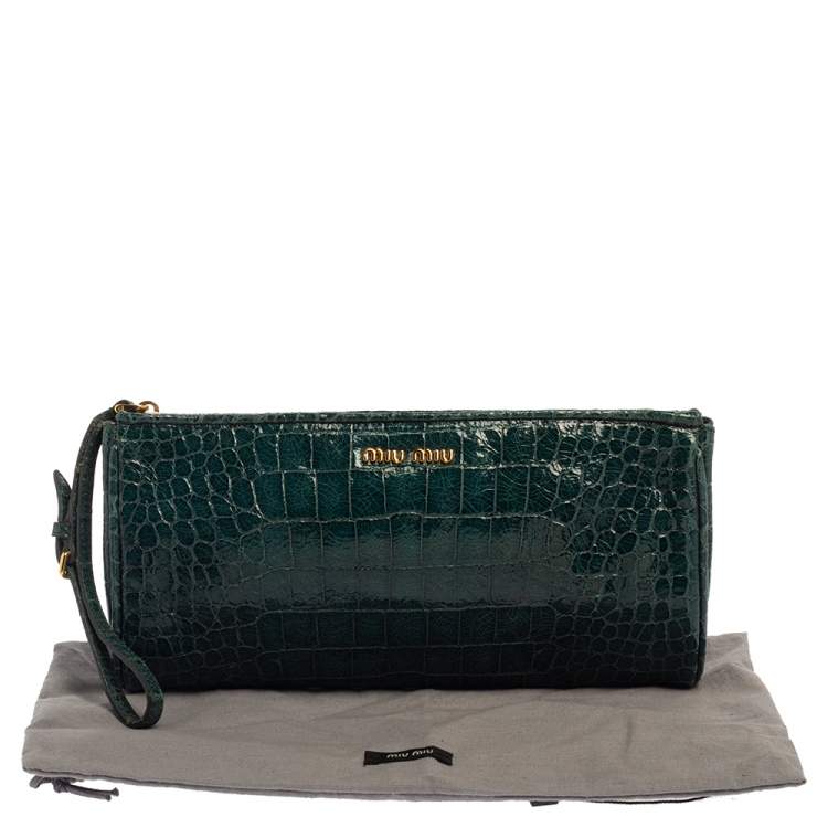 Pre Owned Miu Miu Green Croc Embossed Leather Wristlet Clutch