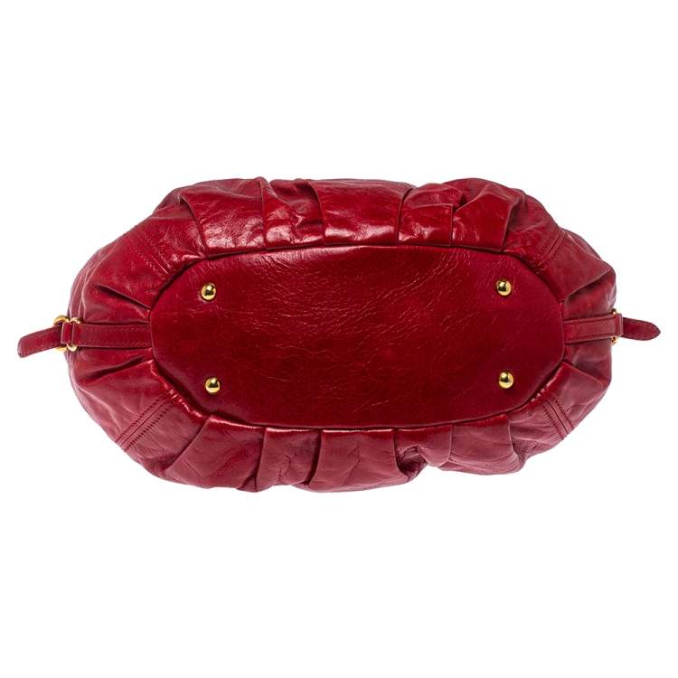 Pre Owned Miu Miu Red Leather Gathered Hobo