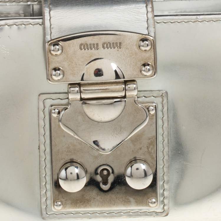 Pre Owned Miu Miu Metallic Silver Patent Leather Clasp Lock Wallet 