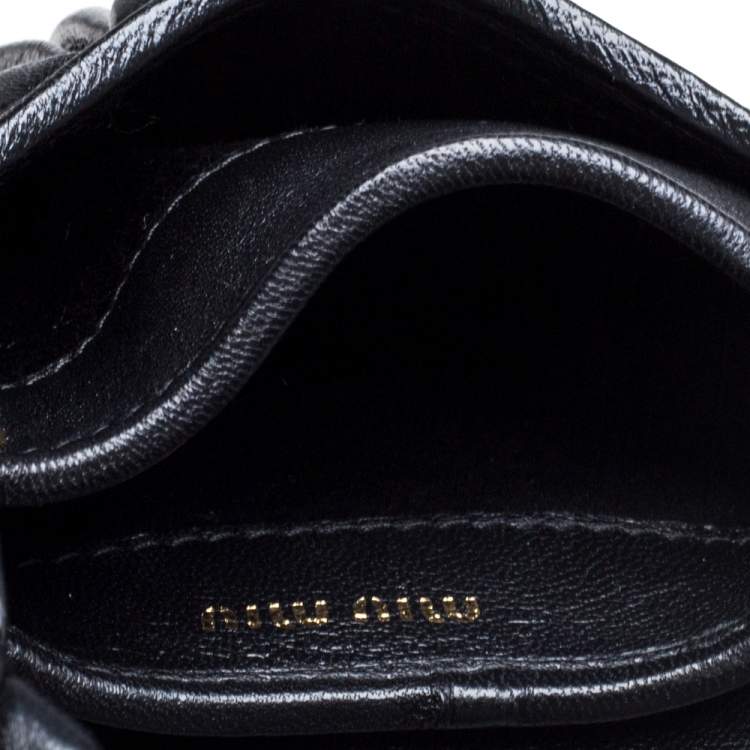 Pre Owned Miu Miu Black Matelasse Leather Coffer Charm Chain Bag