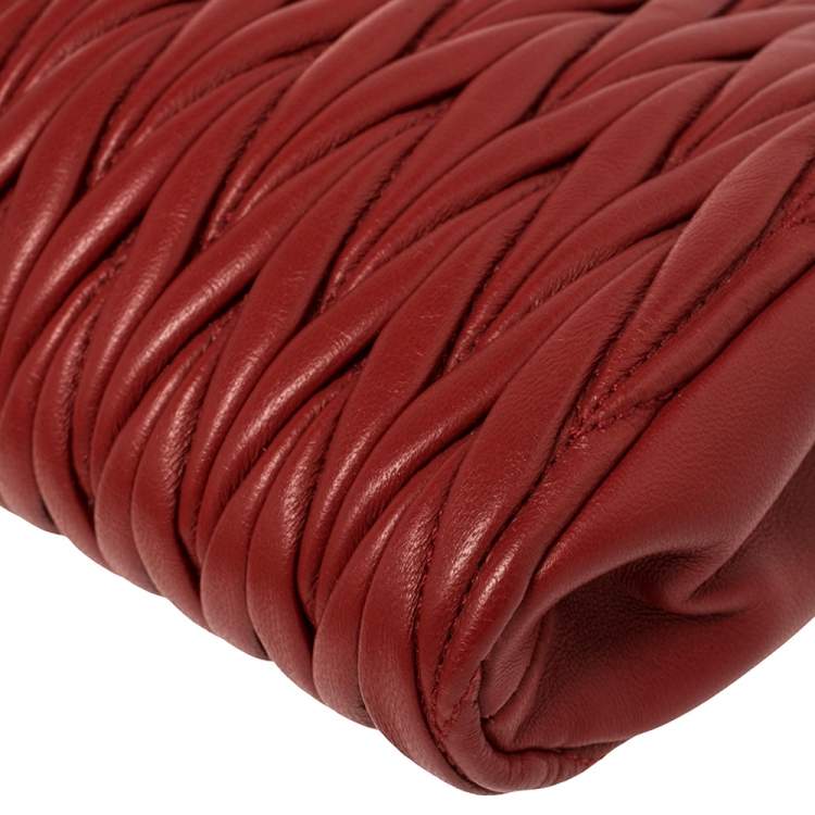 Pre Owned Miu Miu Red Matelasse Leather Wristlet Pouch