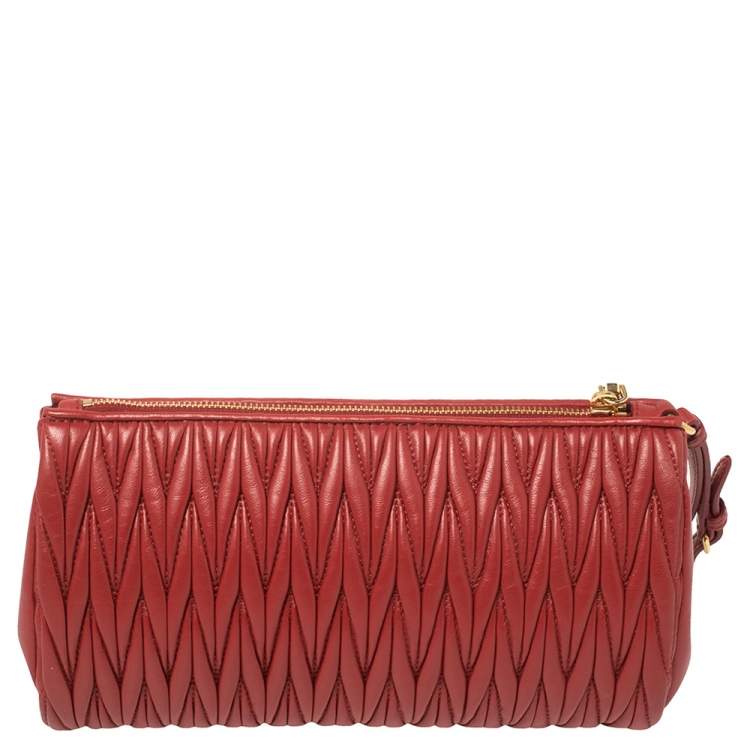 Pre Owned Miu Miu Red Matelasse Leather Wristlet Pouch