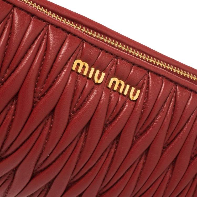 Pre Owned Miu Miu Red Matelasse Leather Wristlet Pouch