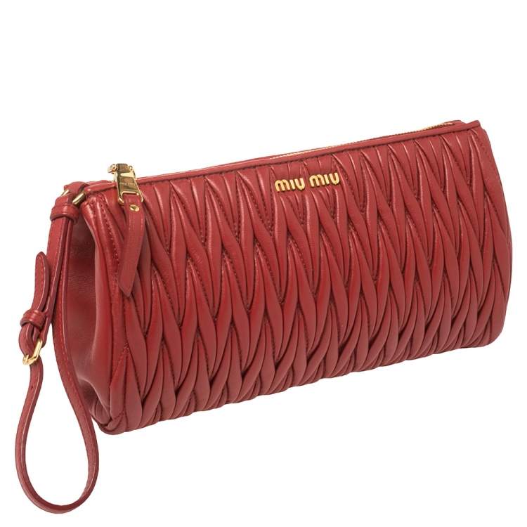 Pre Owned Miu Miu Red Matelasse Leather Wristlet Pouch