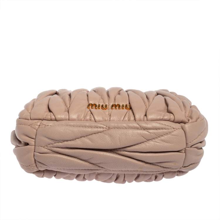 Pre Owned Miu Miu Blush Pink Leather Matelassé Clasp Clutch