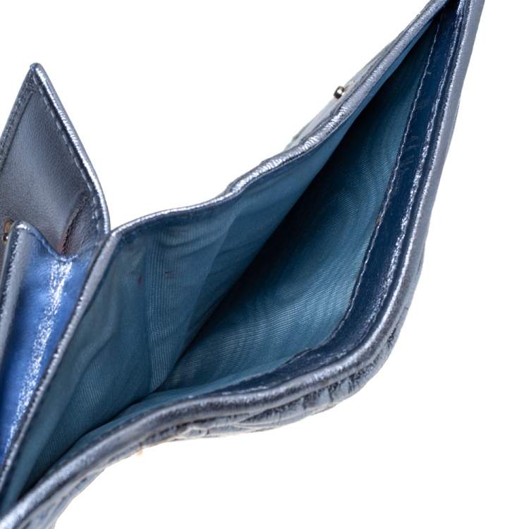 Pre Owned Miu Miu Metallic Blue Matelassé Leather Flap Compact Wallet