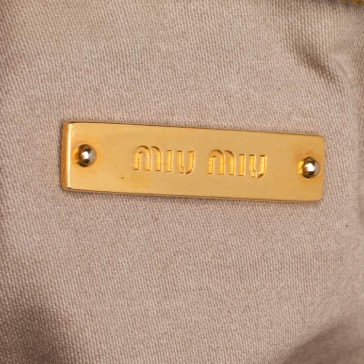 Pre Owned Miu Miu Blue Matelassé Leather Wristlet Clutch
