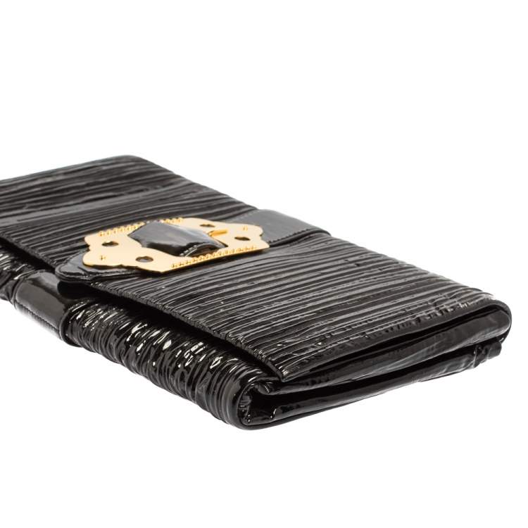 Pre Owned Miu Miu Black Pleated Patent Leather Clutch