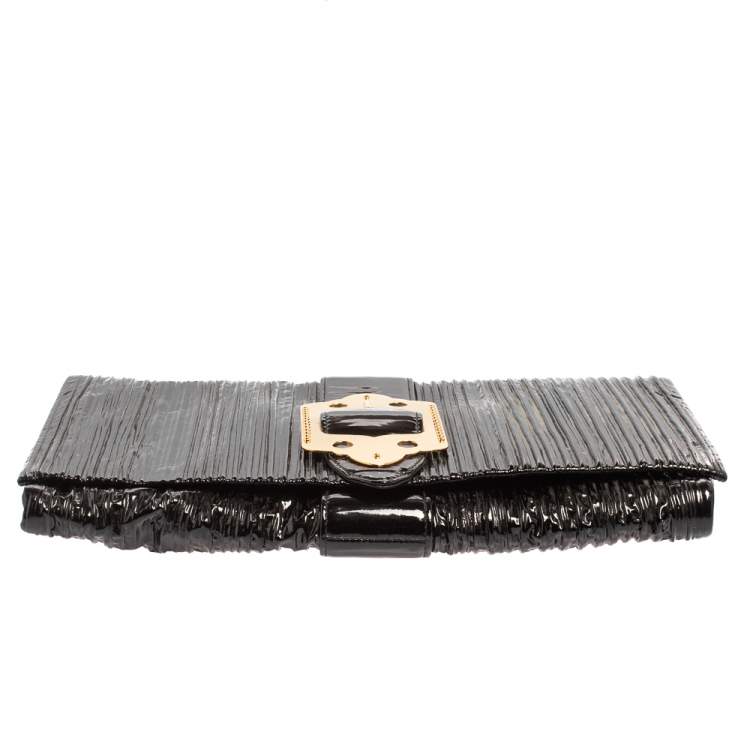 Pre Owned Miu Miu Black Pleated Patent Leather Clutch