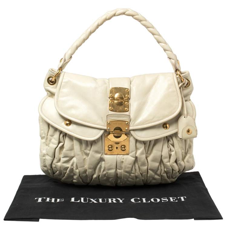 Pre Owned Miu Miu Off White Matelassé Leather Coffer Hobo