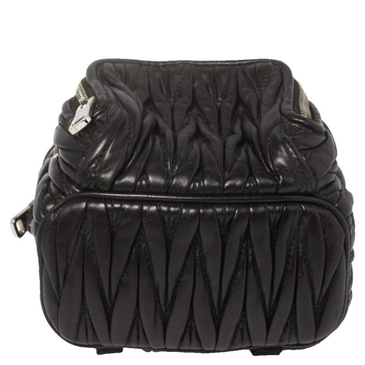 Pre Owned Miu Miu Black Matelassé Leather Mini Backpack