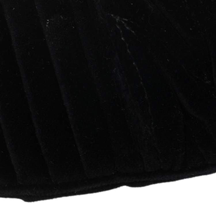 Pre Owned Miu Miu Black Matelassé Velvet Belt Bag