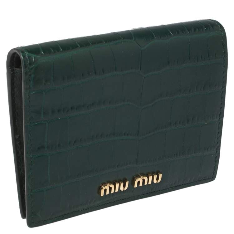 Pre Owned Miu Miu Green Croc Embossed Leather Bifold Wallet