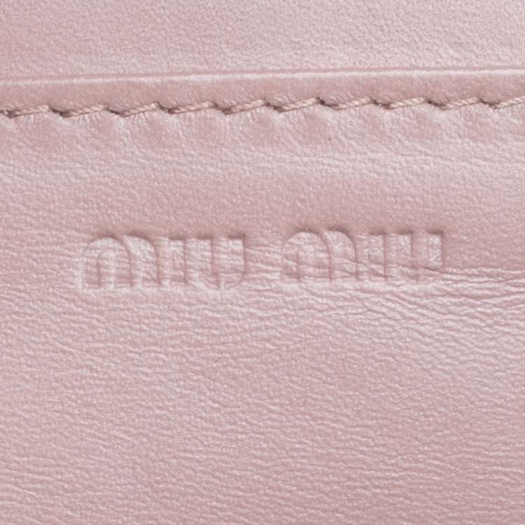 Pre Owned Miu Miu Beige Croc Embossed Patent Leather Flap Continental Wallet