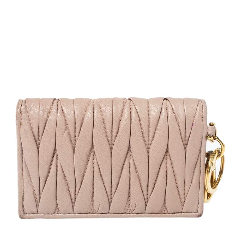 Pre Owned Miu Miu Beige Matelassé Leather Flap Compact Card Case