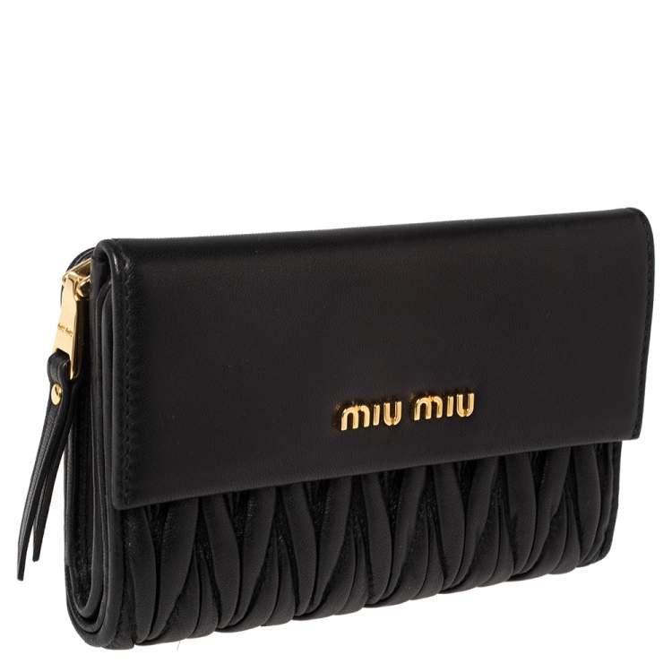 Pre Owned Miu Miu Black Matelasse Leather Flap Compact Wallet 