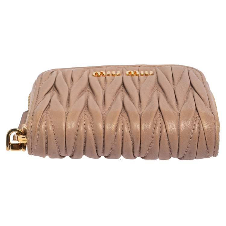 Pre Owned Miu Miu Dusty Pink Matelassé Leather Zip Around Compact Wallet