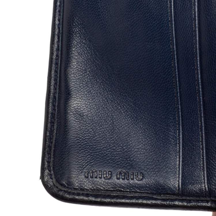 Pre Owned Miu Miu Navy Blue Matelassé Leather Clasp Lock Continental Wallet