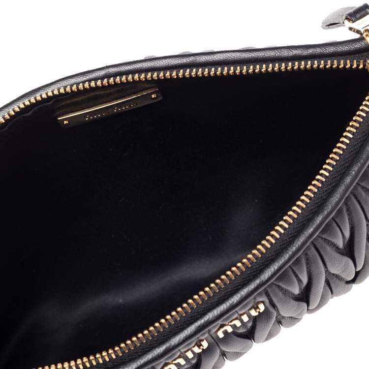 Pre Owned Miu Miu Black Matelassé Leather Wristlet Clutch