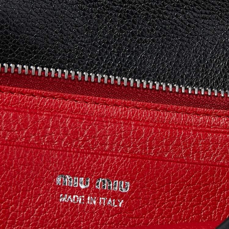 Pre Owned Miu Miu Black Leather Wristlet Wallet on Chain