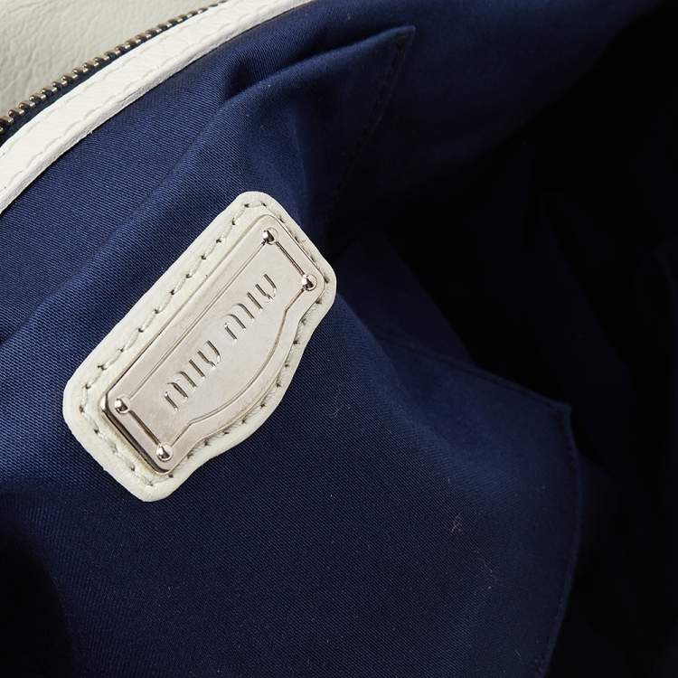 Pre Owned Miu Miu White Matelassé Nappa Leather Turnlock Top Handle Bag