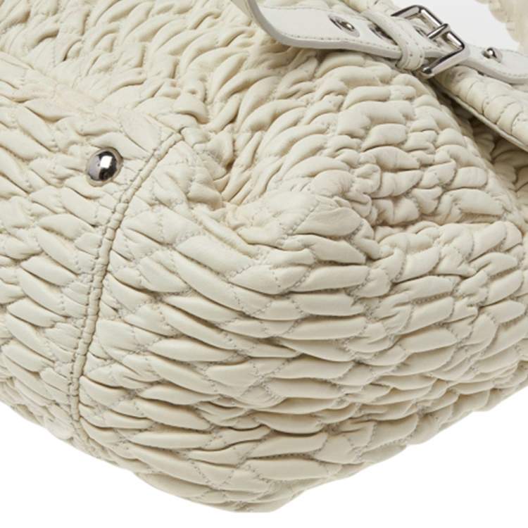 Pre Owned Miu Miu White Matelassé Nappa Leather Turnlock Top Handle Bag