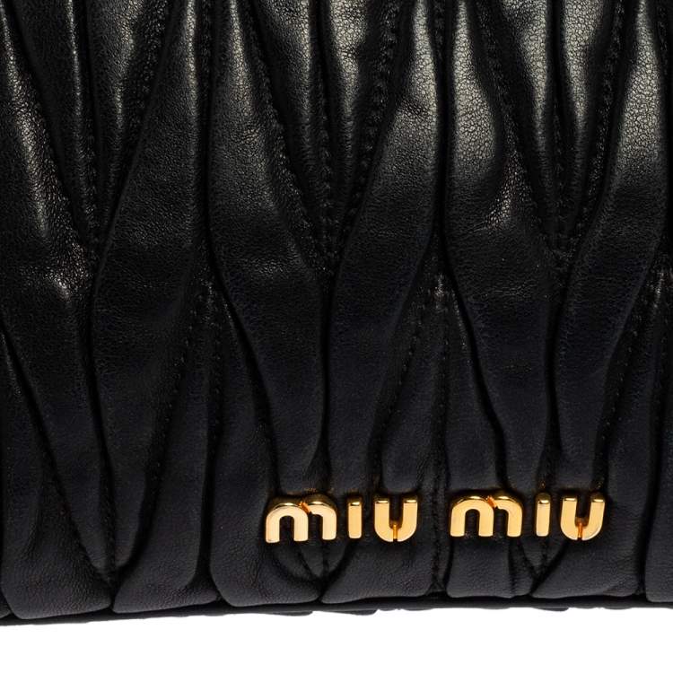 Pre Owned Miu Miu Black Matelasse Leather Clutch