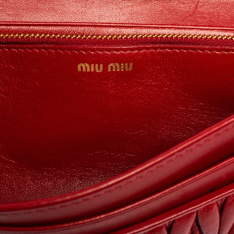 Pre Owned Miu Miu Red Matelasse Leather Flap Wallet On Chain