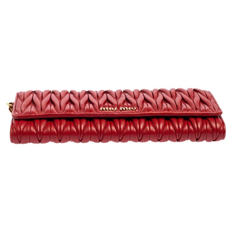 Pre Owned Miu Miu Red Matelasse Leather Flap Wallet On Chain