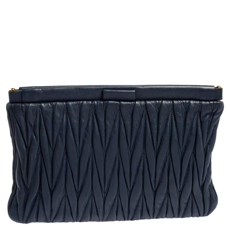 Pre Owned Miu Miu Blue Matelassé Leather Clutch