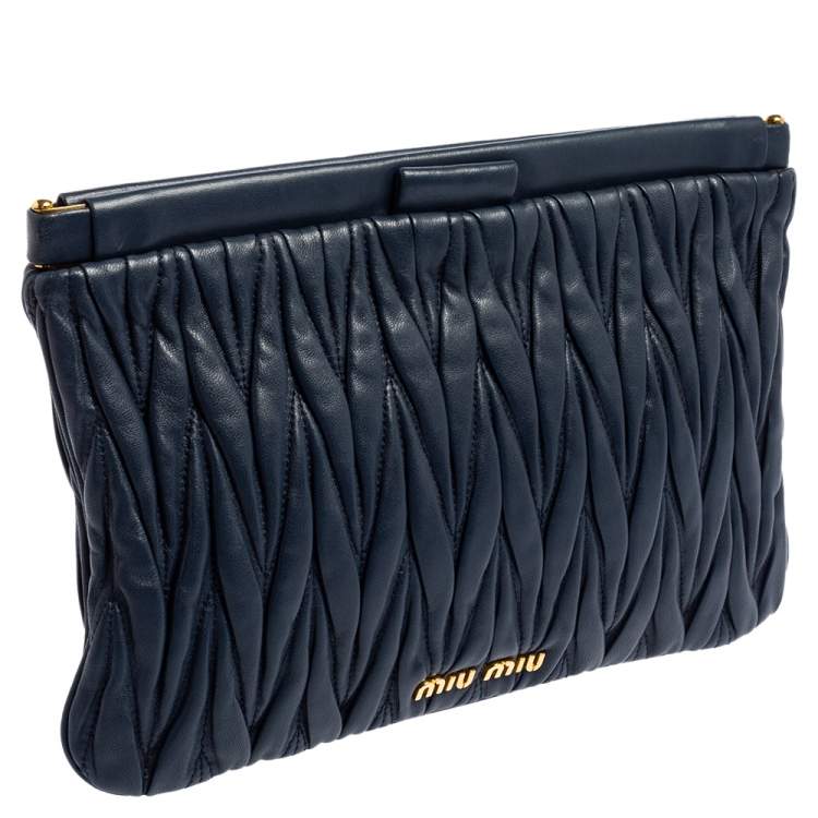 Pre Owned Miu Miu Blue Matelassé Leather Clutch