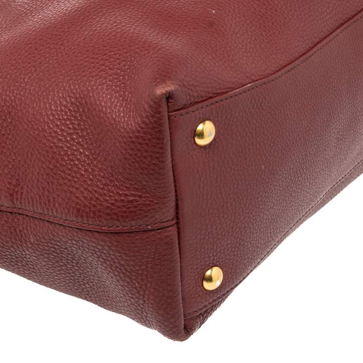 Pre Owned Miu Miu Red Grained Leather Shopper Tote